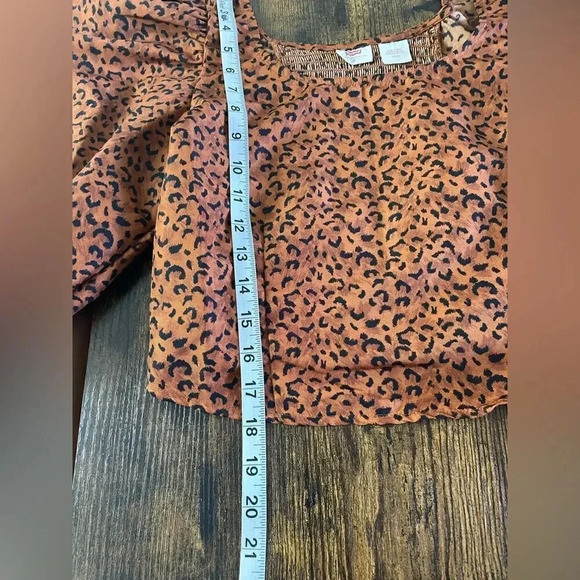 Levi’s KAILA PUFF SLEEVE BLOUSE - Picture 10 of 11